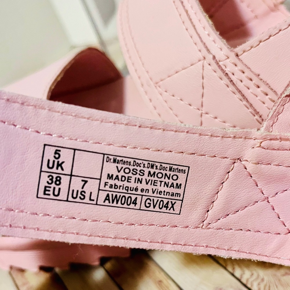 Dr Martens Voss Mono Pink Hydro Leather Sandals Women 7 Platform Barbie Pastel - Picture 7 of 11
